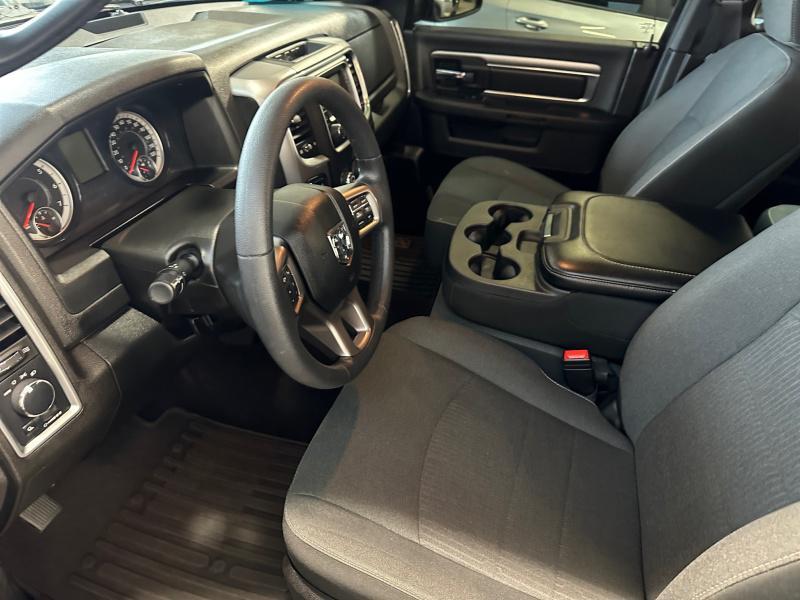 used 2022 Ram 1500 Classic car, priced at $30,999