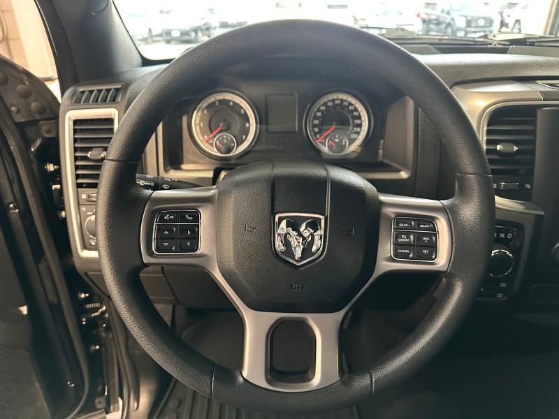 used 2022 Ram 1500 Classic car, priced at $30,999