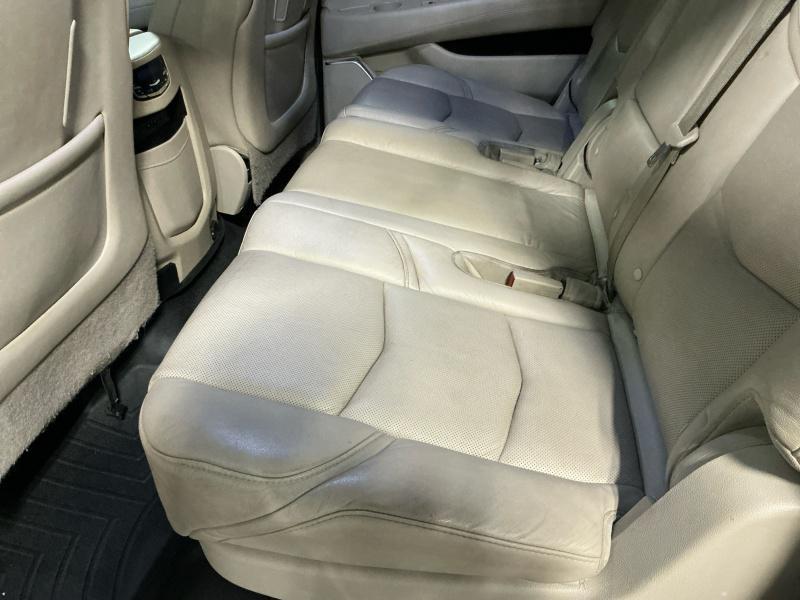 used 2019 Cadillac Escalade ESV car, priced at $28,999