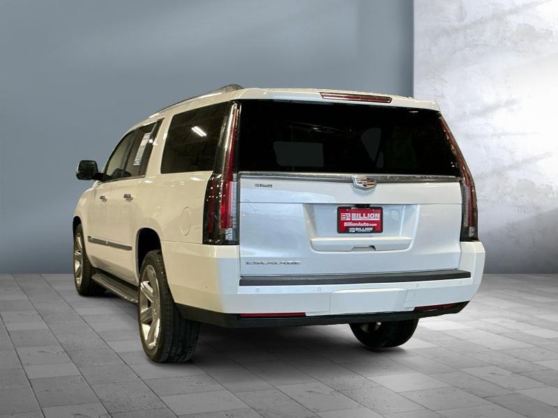used 2019 Cadillac Escalade ESV car, priced at $28,999
