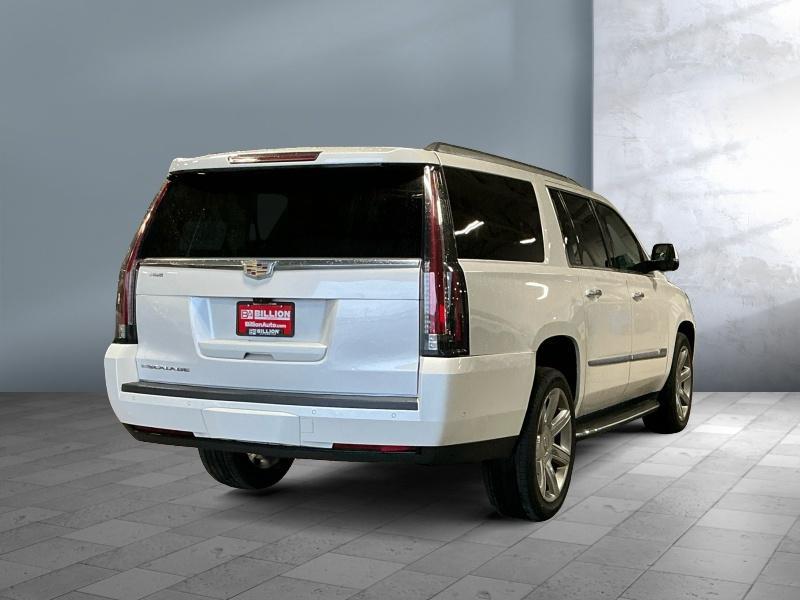 used 2019 Cadillac Escalade ESV car, priced at $28,999