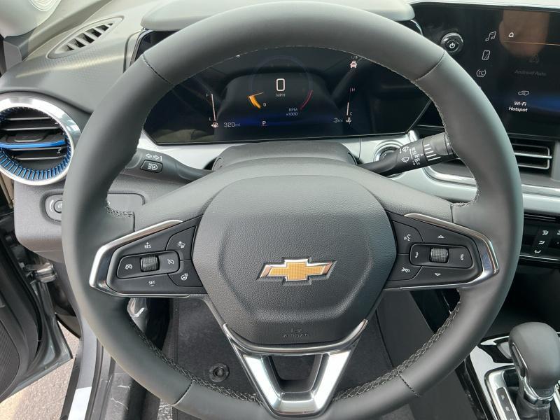 new 2025 Chevrolet Trax car, priced at $25,884