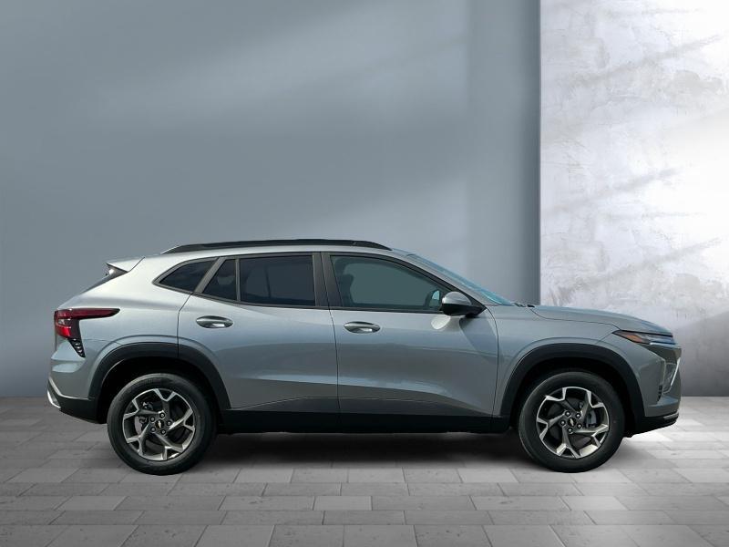 new 2025 Chevrolet Trax car, priced at $25,884