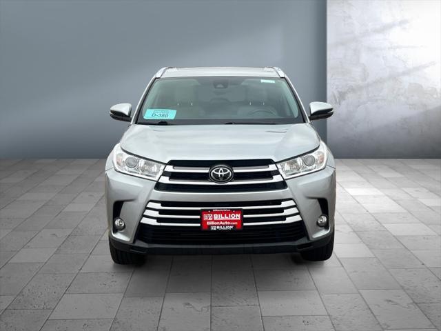 used 2019 Toyota Highlander car, priced at $30,870