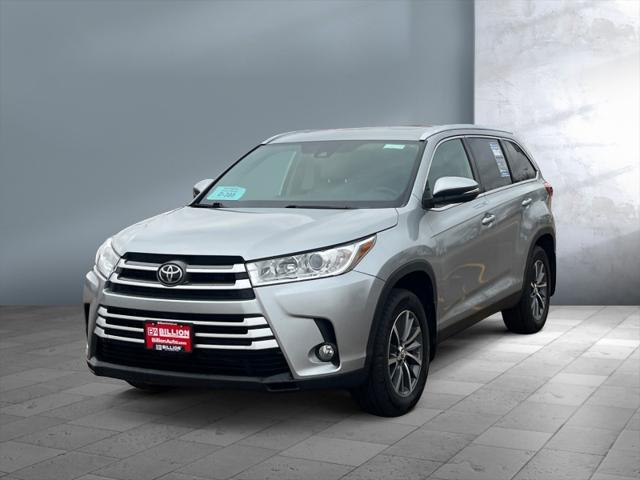 used 2019 Toyota Highlander car, priced at $30,870