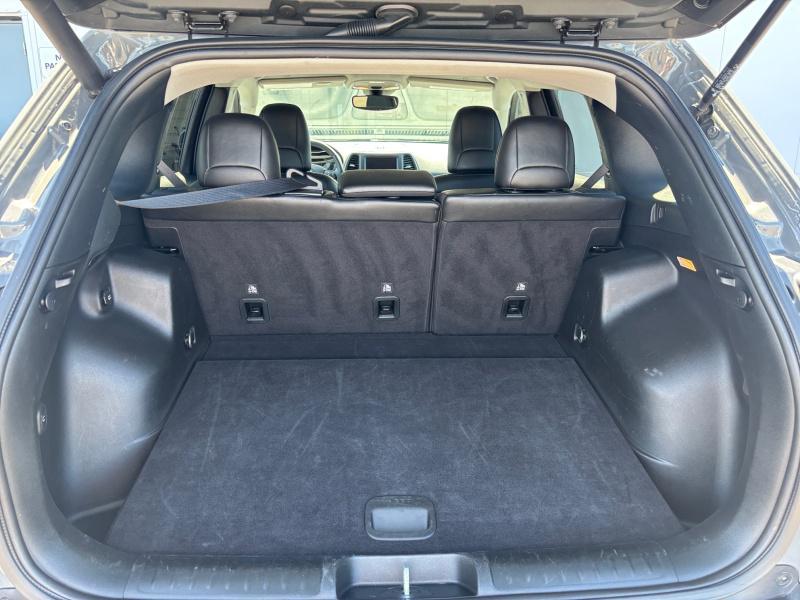 used 2023 Jeep Cherokee car, priced at $23,999