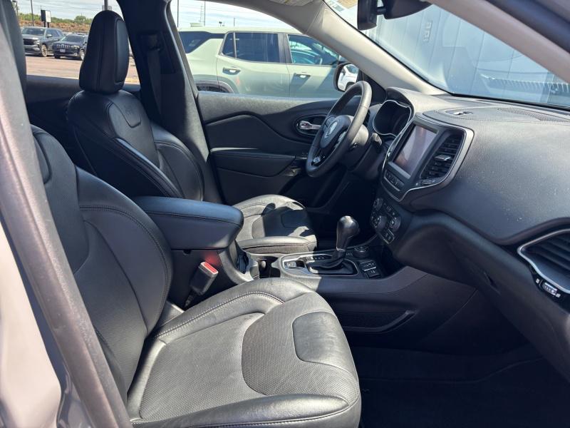 used 2023 Jeep Cherokee car, priced at $23,999