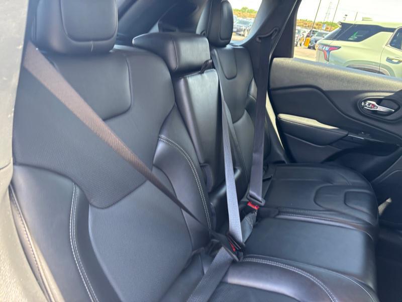 used 2023 Jeep Cherokee car, priced at $23,999
