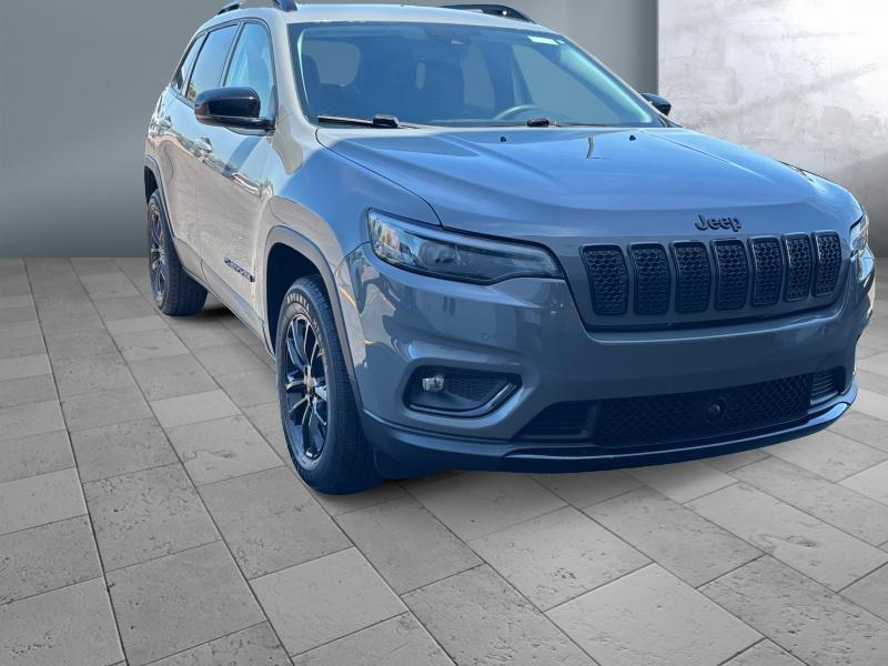used 2023 Jeep Cherokee car, priced at $23,999