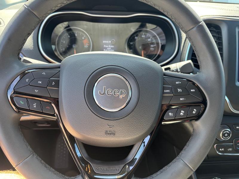 used 2023 Jeep Cherokee car, priced at $23,999