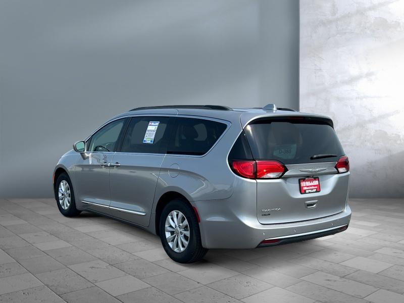 used 2017 Chrysler Pacifica car, priced at $10,999