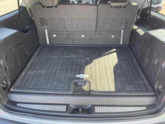 used 2020 Chevrolet Suburban car, priced at $31,999