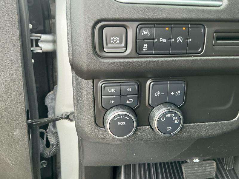 used 2023 Chevrolet Suburban car, priced at $45,999