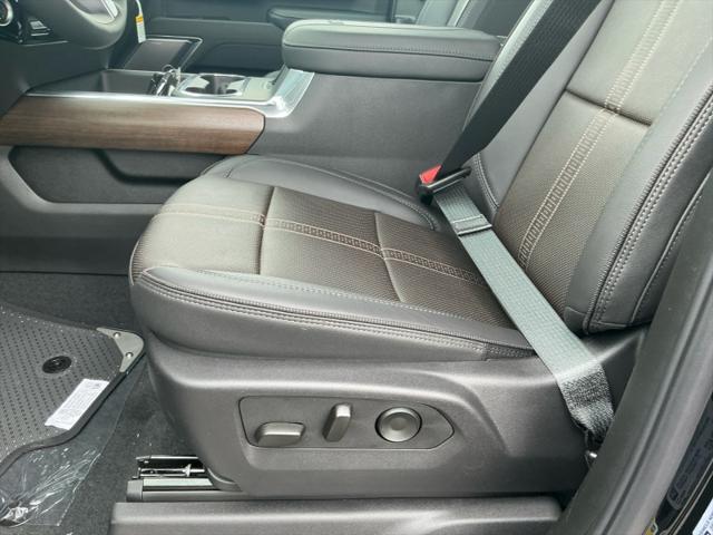 new 2025 Chevrolet Silverado 3500 car, priced at $91,723