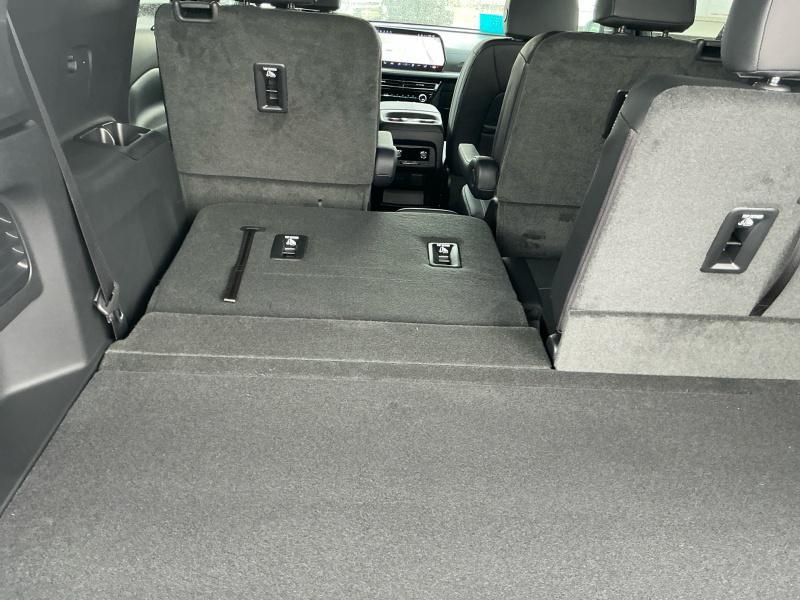 new 2026 Chevrolet Traverse car, priced at $49,604