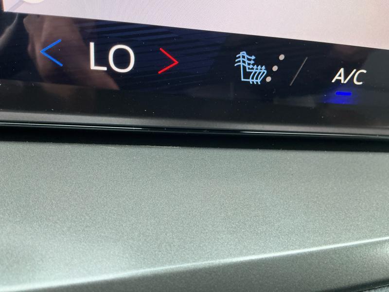 new 2026 Chevrolet Traverse car, priced at $49,604