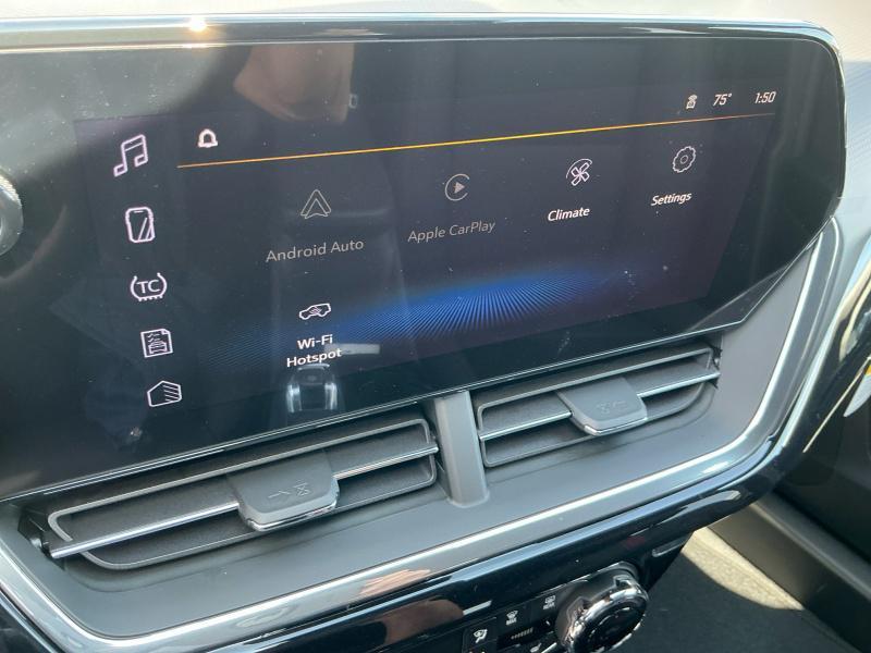 new 2025 Chevrolet Trax car, priced at $27,984