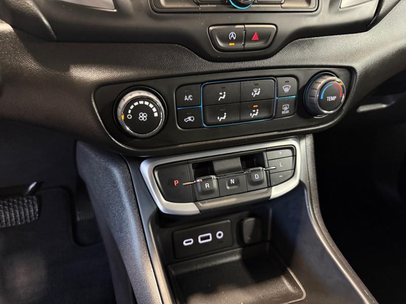 used 2024 GMC Terrain car, priced at $26,449