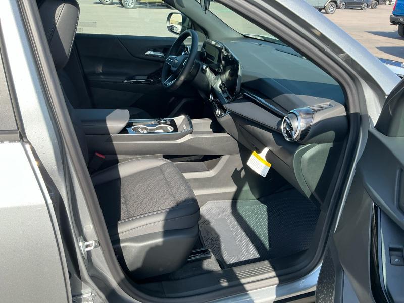 new 2026 Chevrolet Equinox car, priced at $32,619