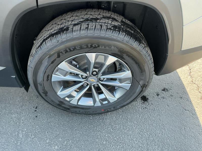 new 2026 Chevrolet Equinox car, priced at $32,619