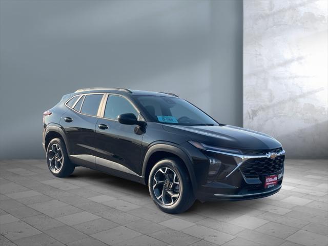 new 2025 Chevrolet Trax car, priced at $26,279