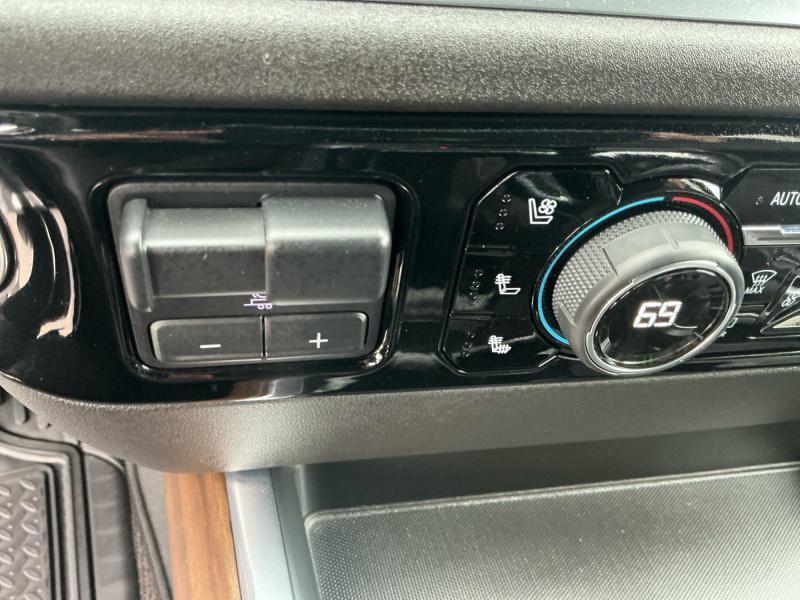 used 2023 Chevrolet Silverado 1500 car, priced at $52,999