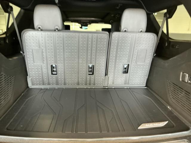 new 2025 Chevrolet Suburban car, priced at $90,904