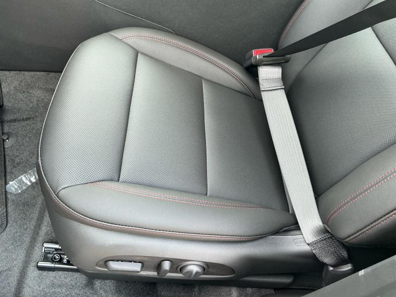 new 2025 Chevrolet Trax car, priced at $27,089