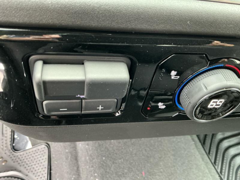 new 2025 Chevrolet Silverado 1500 car, priced at $50,130