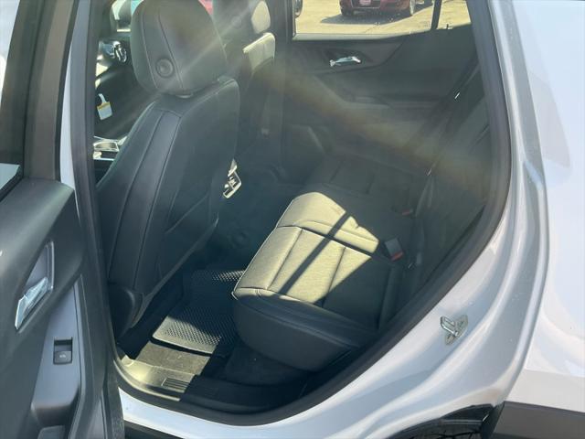new 2026 Chevrolet Equinox car, priced at $32,619
