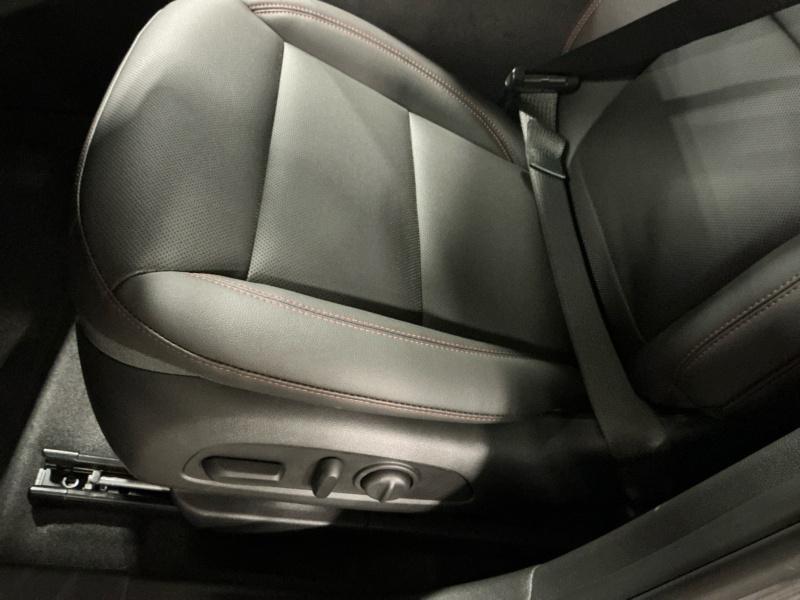 new 2025 Chevrolet Trax car, priced at $28,159