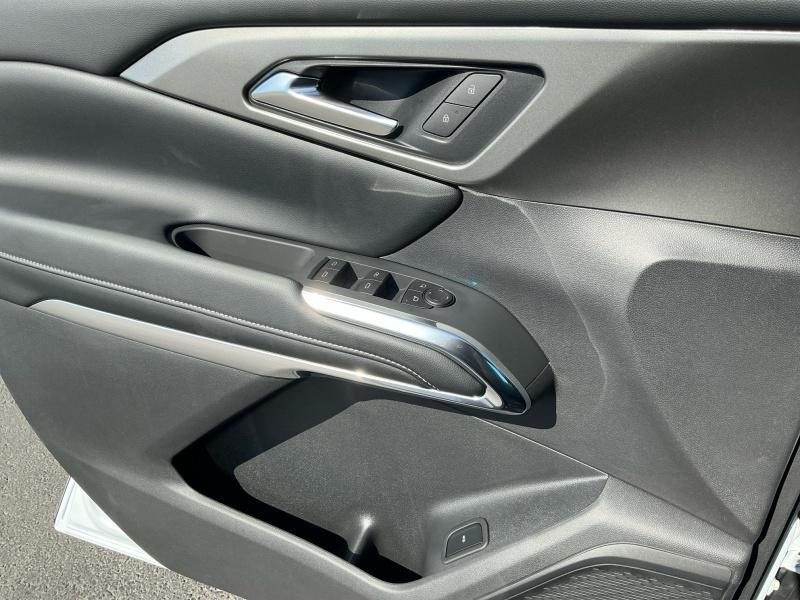 new 2026 Chevrolet Traverse car, priced at $48,314