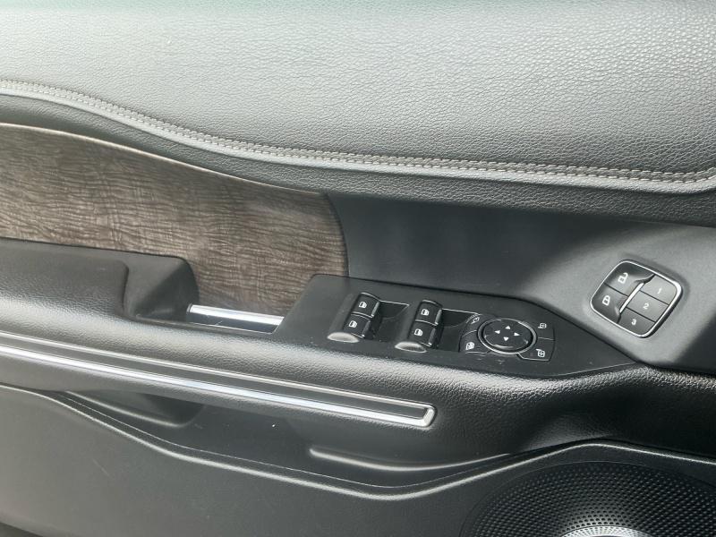 used 2019 Ford Expedition car, priced at $28,999