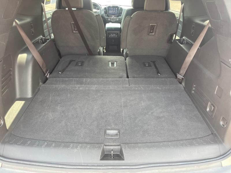 used 2022 Chevrolet Traverse car, priced at $33,999