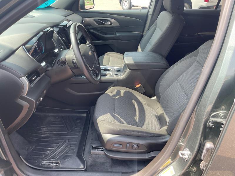 used 2022 Chevrolet Traverse car, priced at $33,999