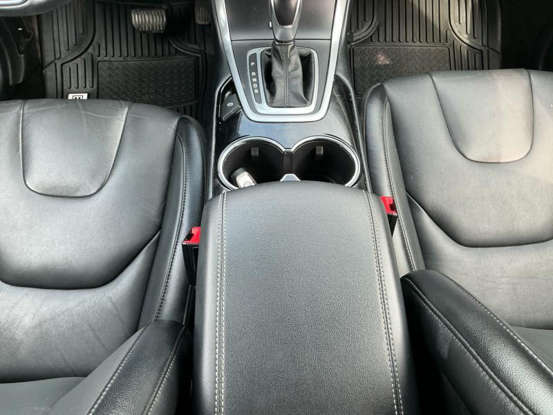 used 2018 Ford Edge car, priced at $13,999