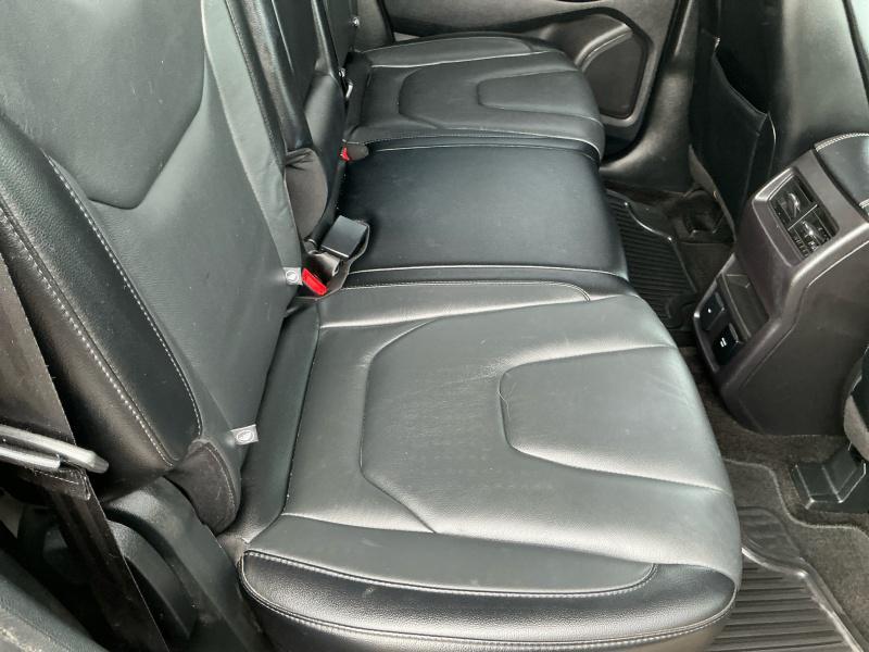used 2018 Ford Edge car, priced at $13,999