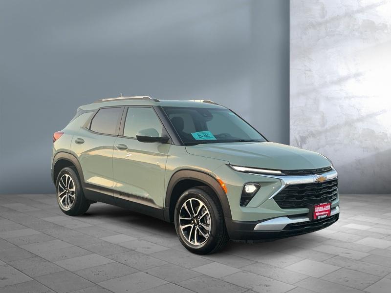 new 2026 Chevrolet TrailBlazer car, priced at $27,184