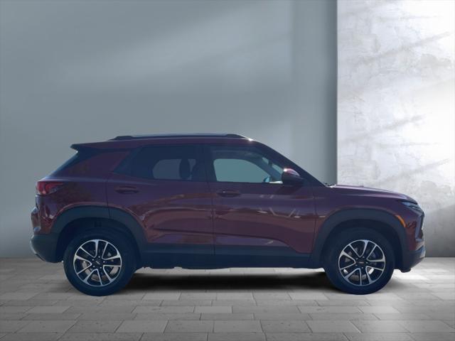 used 2025 Chevrolet TrailBlazer car, priced at $27,990