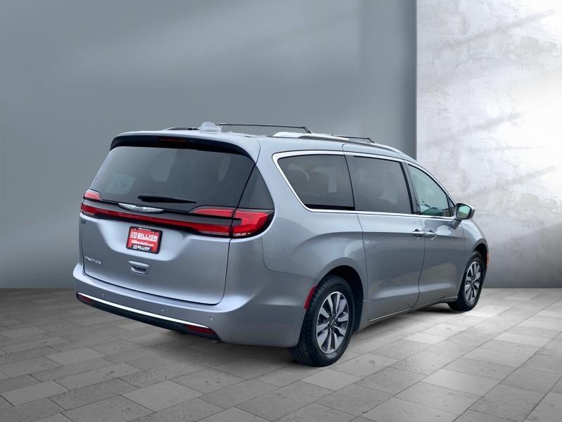 used 2021 Chrysler Pacifica car, priced at $23,999