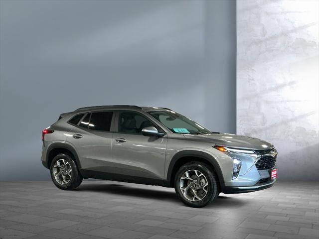 new 2025 Chevrolet Trax car, priced at $25,884