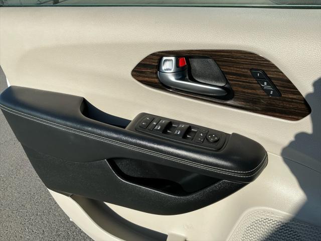 used 2023 Chrysler Pacifica car, priced at $31,449