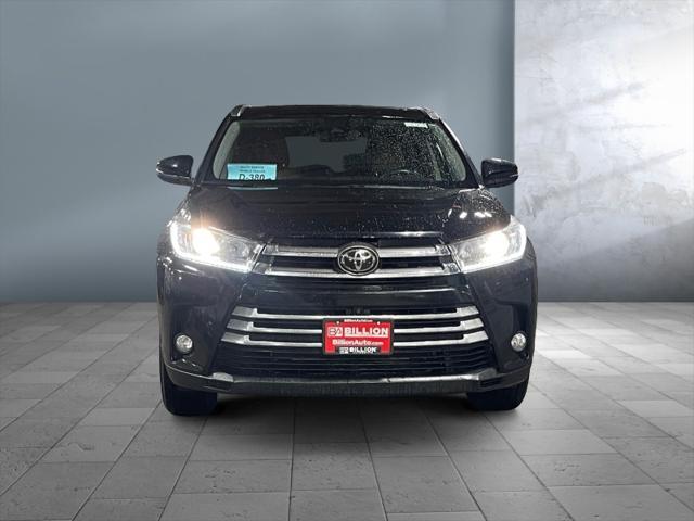 used 2018 Toyota Highlander car, priced at $23,970