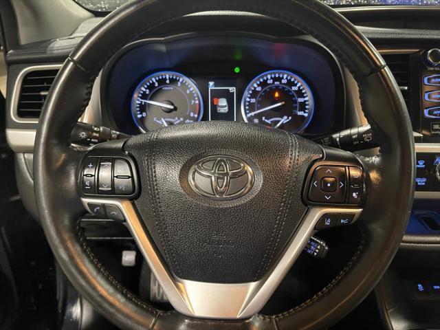 used 2018 Toyota Highlander car, priced at $23,970