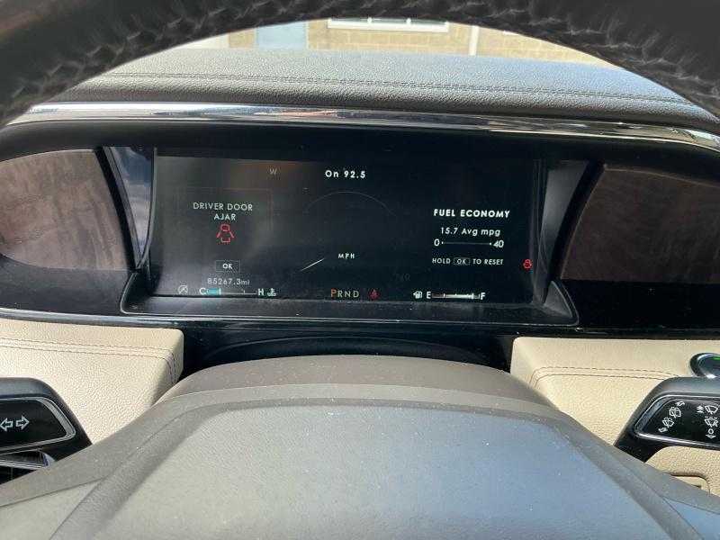 used 2020 Lincoln Navigator car, priced at $37,999