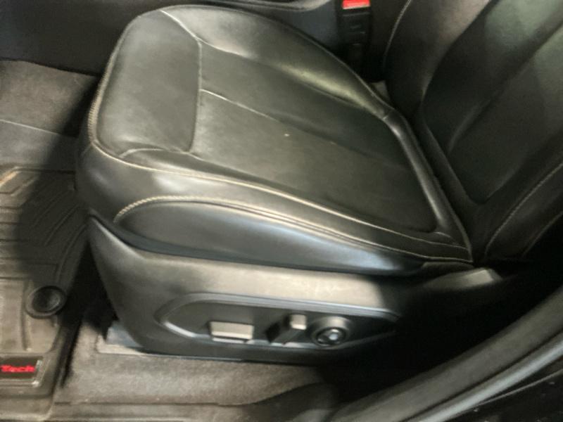 used 2021 Jeep Grand Cherokee L car, priced at $27,999