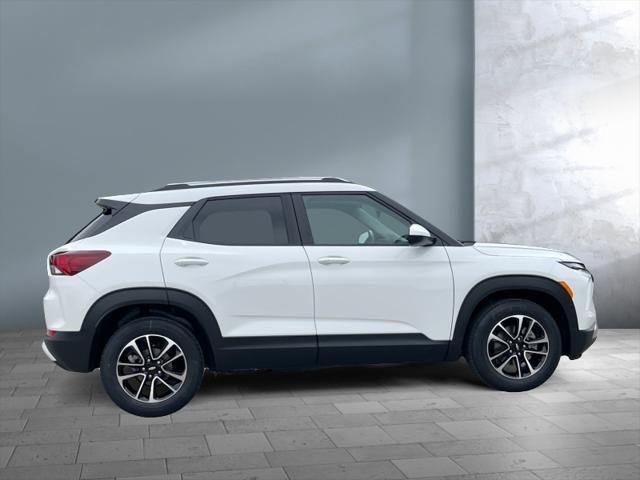 new 2025 Chevrolet TrailBlazer car, priced at $26,984
