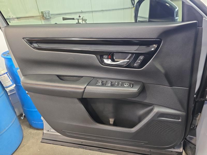 used 2023 Honda CR-V Hybrid car, priced at $33,479