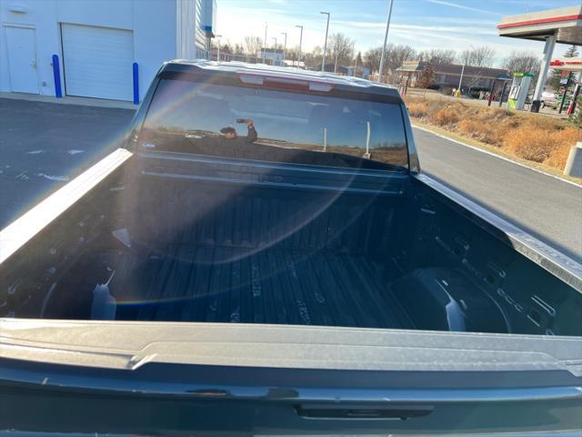 new 2025 Chevrolet Silverado 1500 car, priced at $2,000