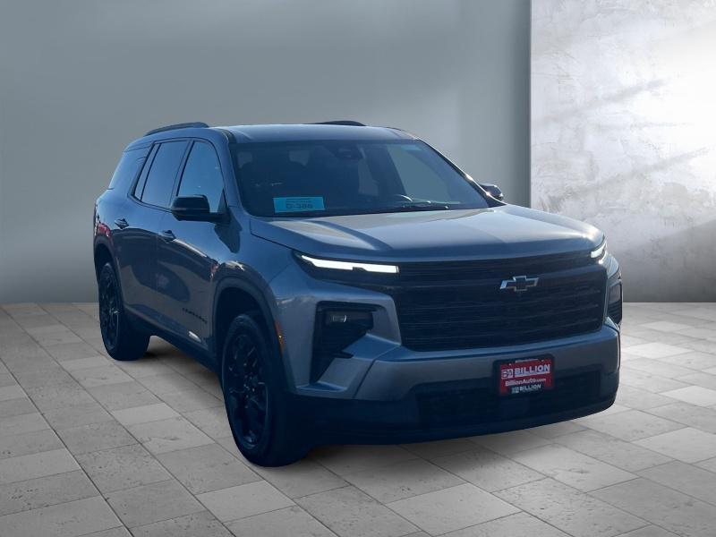 used 2024 Chevrolet Traverse car, priced at $41,799